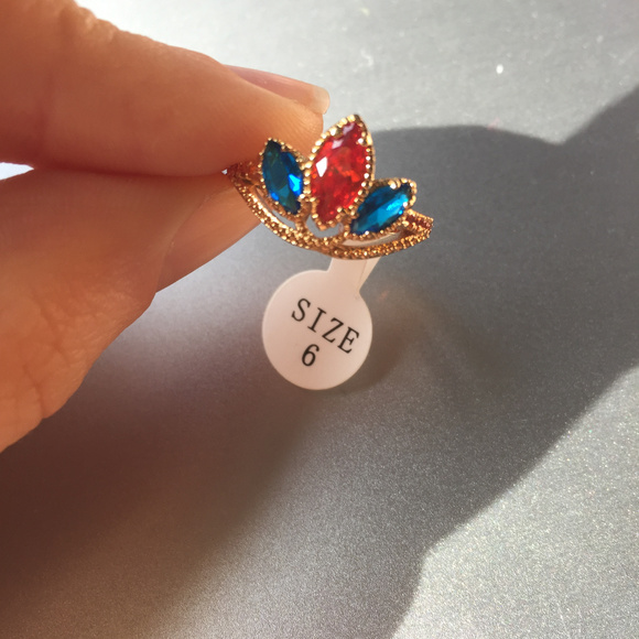 Gold Ring With Orange and Blue Gem Feather Design - Picture 2 of 2